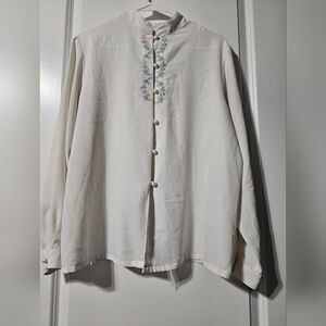 Koret White Button Down Shirt with Blue Embroidery